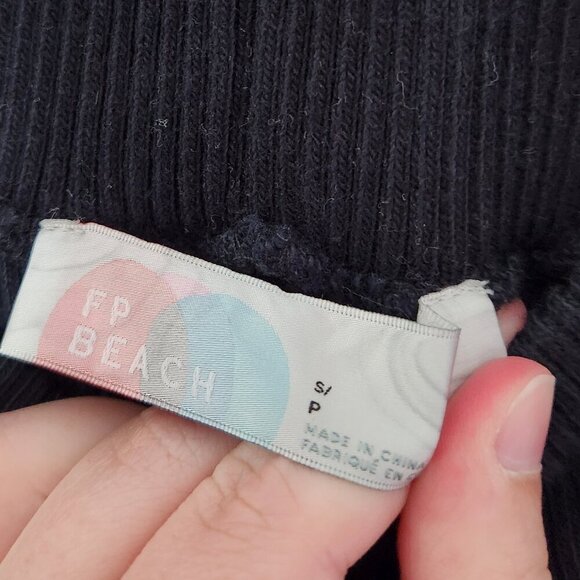 FREE PEOPLE BEACH Solid Black Chunky Knit Ribbed Skirt - Picture 4 of 6